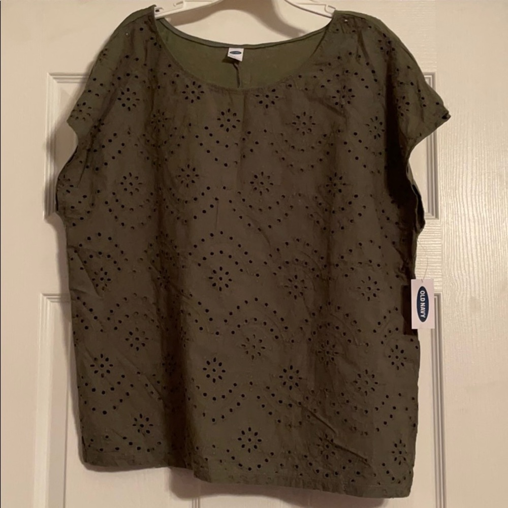 Old Navy eyelet shirt